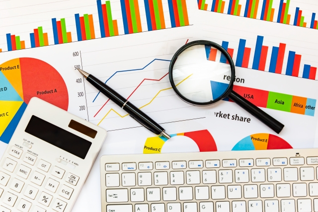 分析のイメージ グラフと計算機