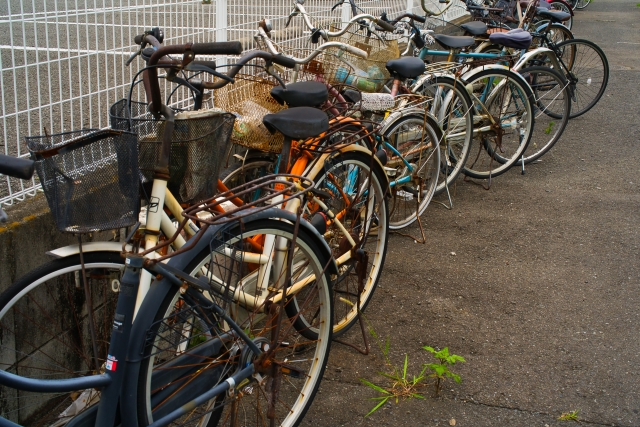 古くなった放置自転車