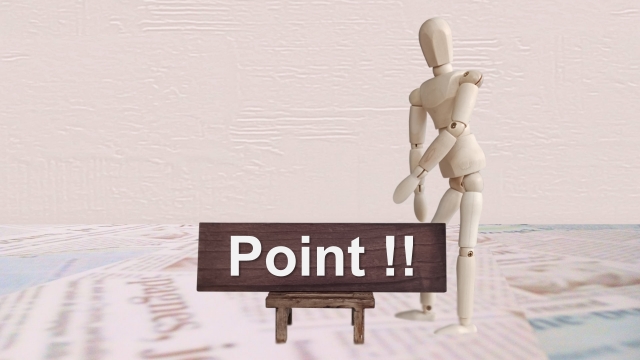 ポイントと木の人形